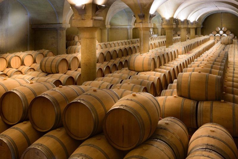 Franciacorta bollicine barrels